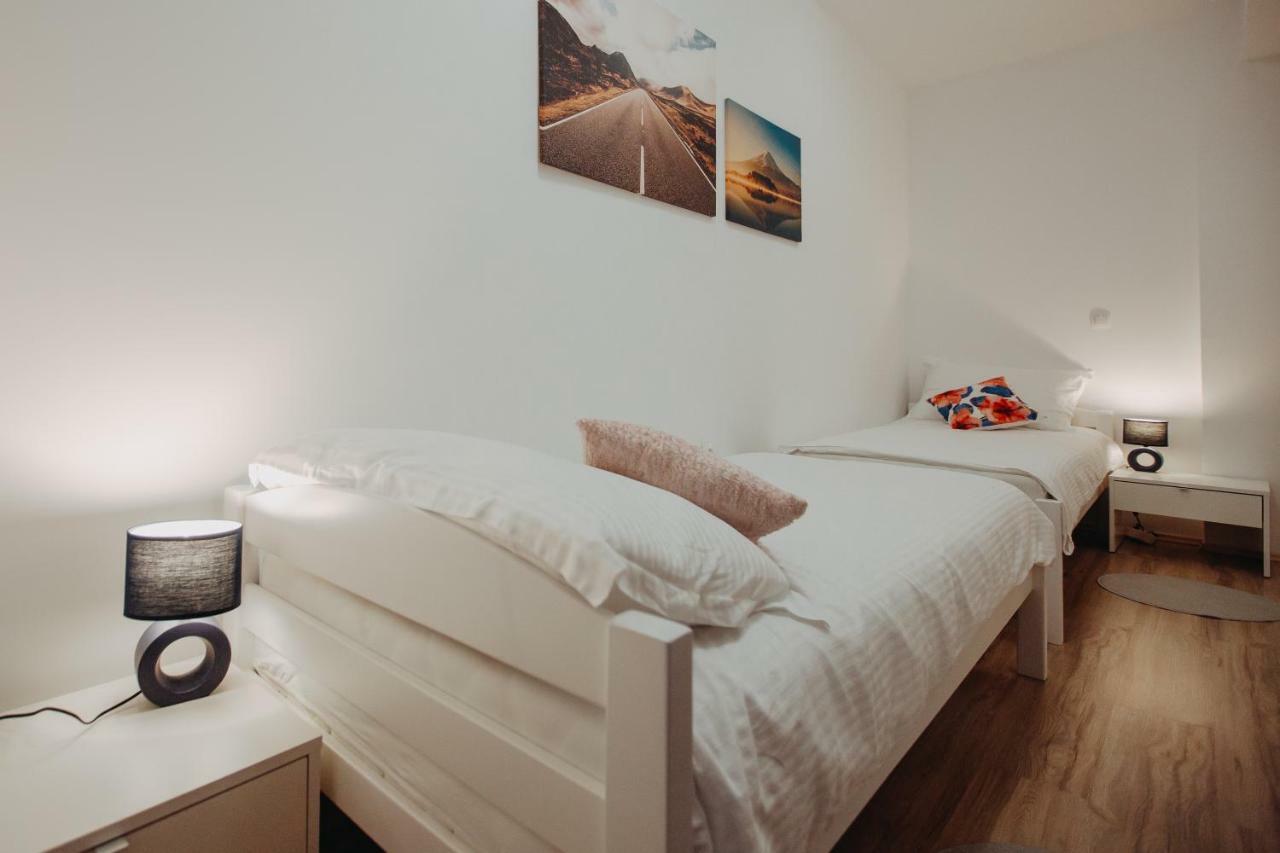 Apartman Vejama Josipdol Exterior photo